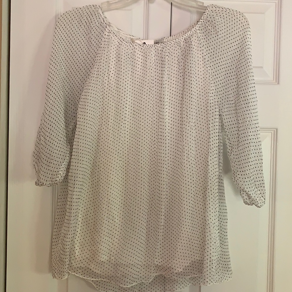 💚Cream with faded grey dots blouse